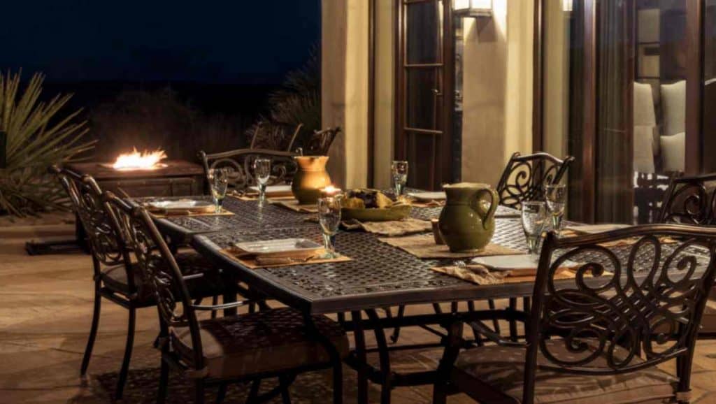 the hacienda at armendaris outdoor dining area