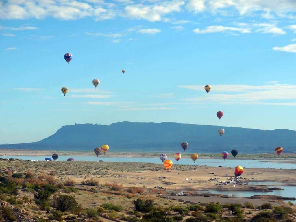 elephant butte balloon regatta photo by moshe koenick