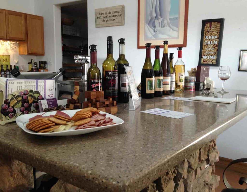 shattuck vineyard wine tasting bar