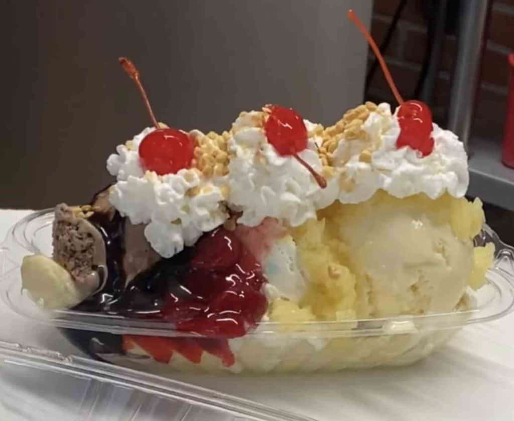 ardies ice cream banana split