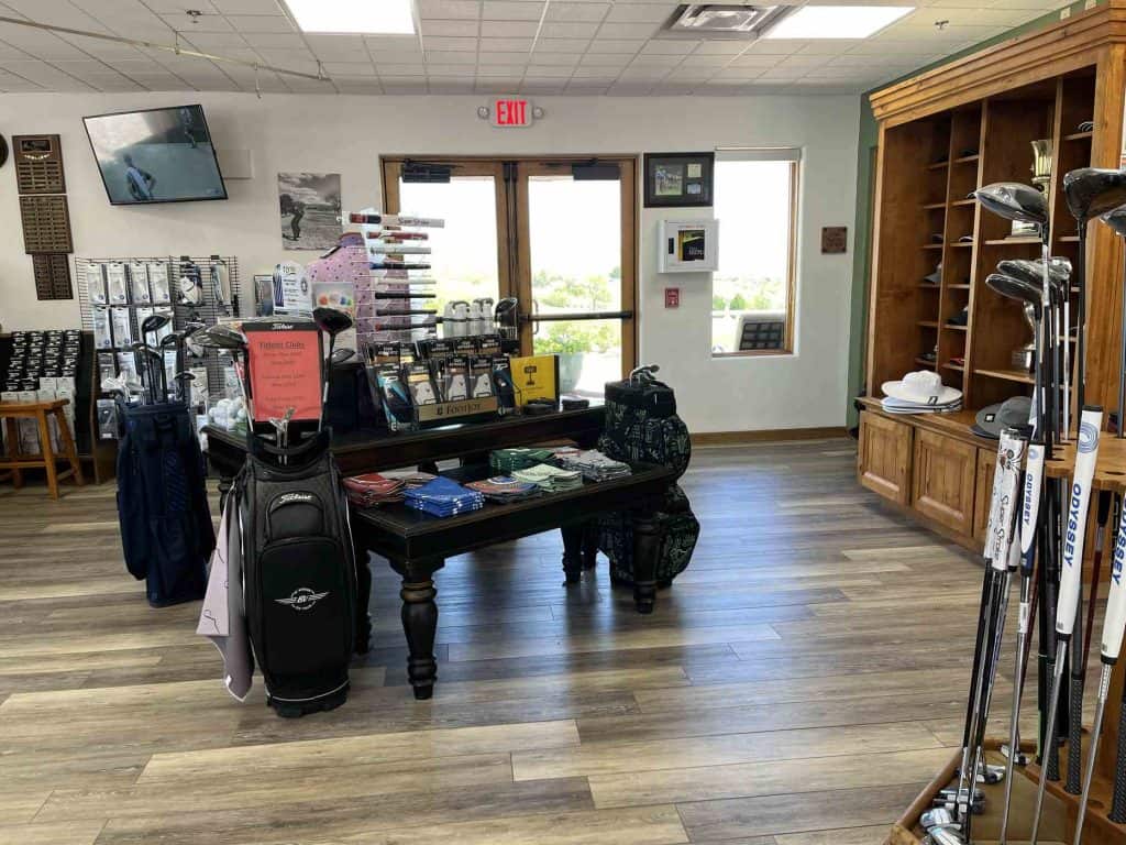 sierra del rio pro shop 1