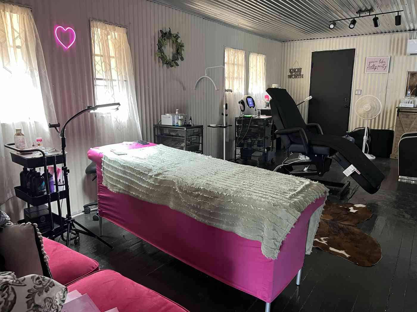 taylor'd esthetics beauty stations